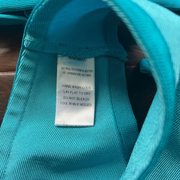 Sexy bikini set EUC - Picture 5 of 5